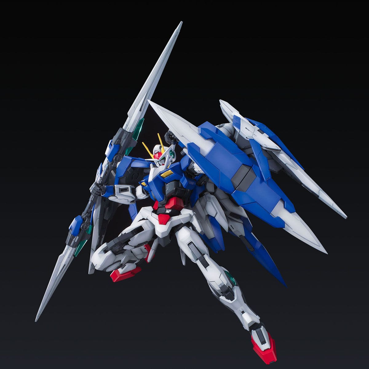 MG 1/100 00 Raiser Gundam - Bandai - Glacier Hobbies