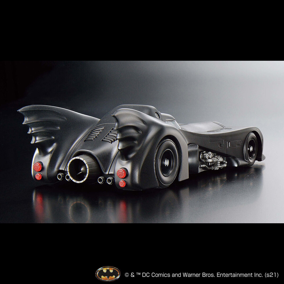 Batman 1/35 Scale Batmobile (Batman Ver.) Model Kit - Glacier Hobbies - Bandai