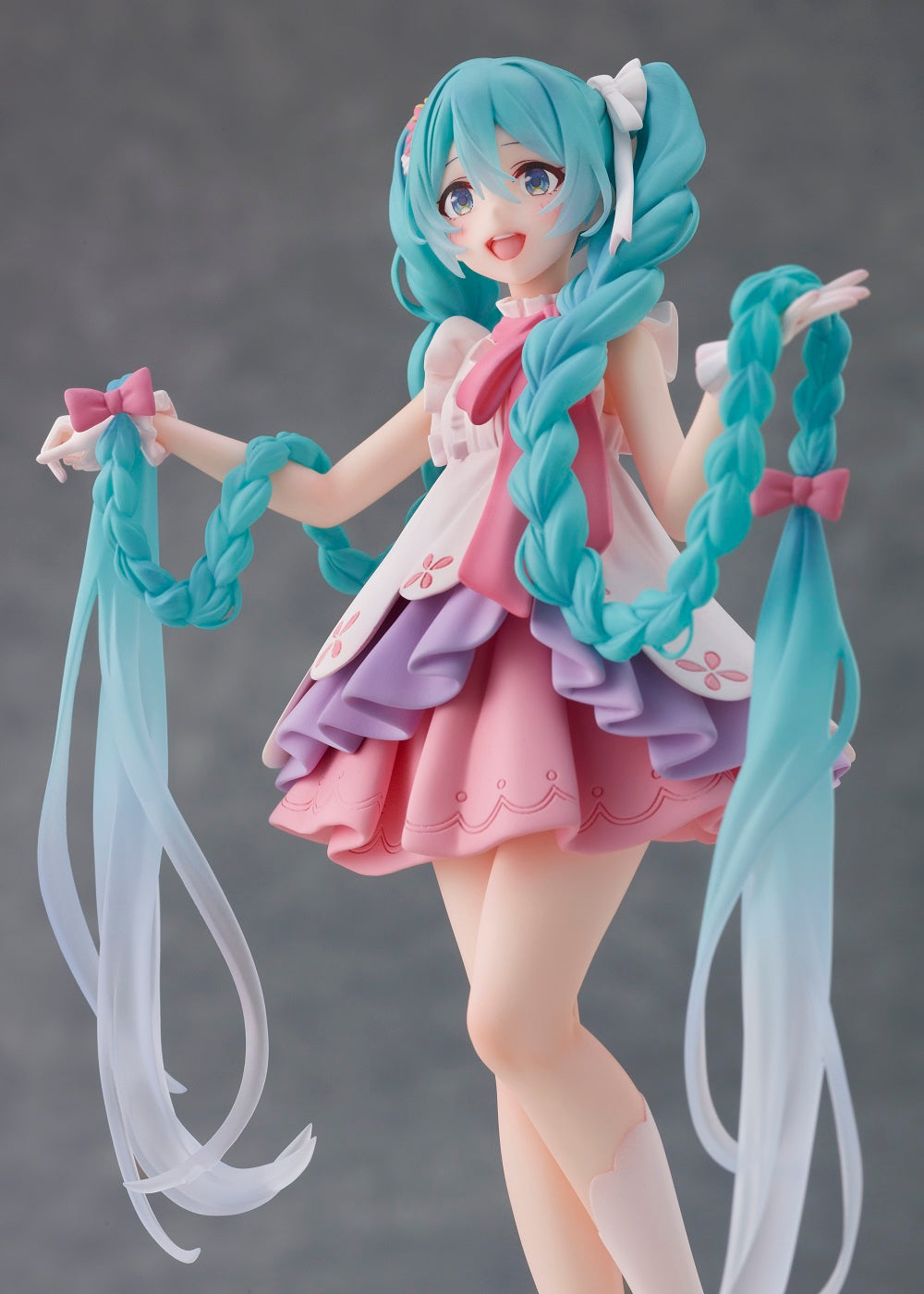 Hatsune Miku Wonderland Figure ~Rapunzel~ Prize Figure - Glacier Hobbies - Taito