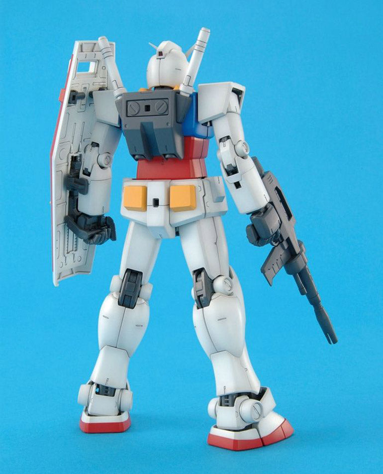 MG 1/100 RX-78-2 Gundam Ver. 2.0 - Glacier Hobbies - Bandai