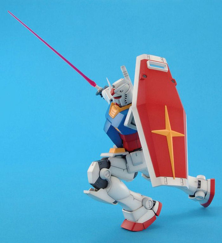 MG 1/100 RX-78-2 Gundam Ver. 2.0 - Glacier Hobbies - Bandai