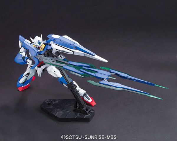 MG 1/100 00 Qan[T] - Master Grade Mobile Suit Gundam 00 | Glacier Hobbies