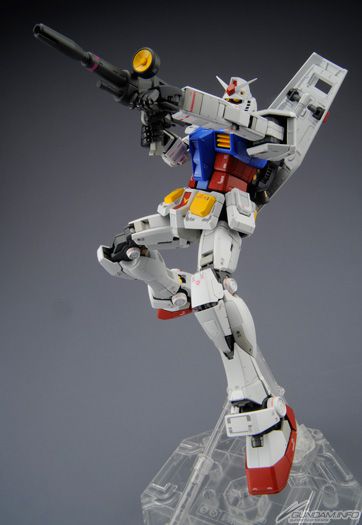 MG 1/100 RX-78-2 Gundam Ver. 3.0 - Master Grade Mobile Suit Gundam | Glacier Hobbies