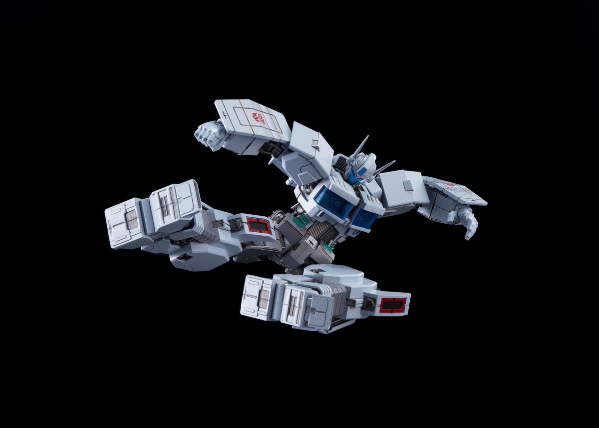 Ultra Magnus IDW Furai Model - Glacier Hobbies - Flame Toys